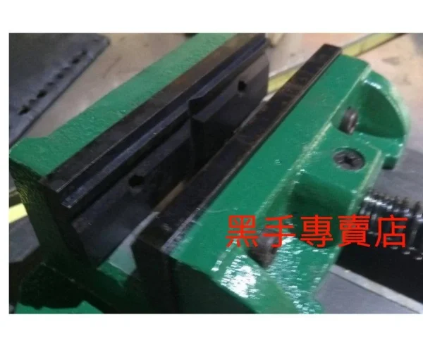 黑手專賣店 附發票 超耐用轉不斷材質 夾爪止滑設計 5吋鑽床虎鉗 橫萬力 鑽床夾鉗 5吋虎鉗萬力 萬力虎鉗 萬向虎鉗：圖片 2